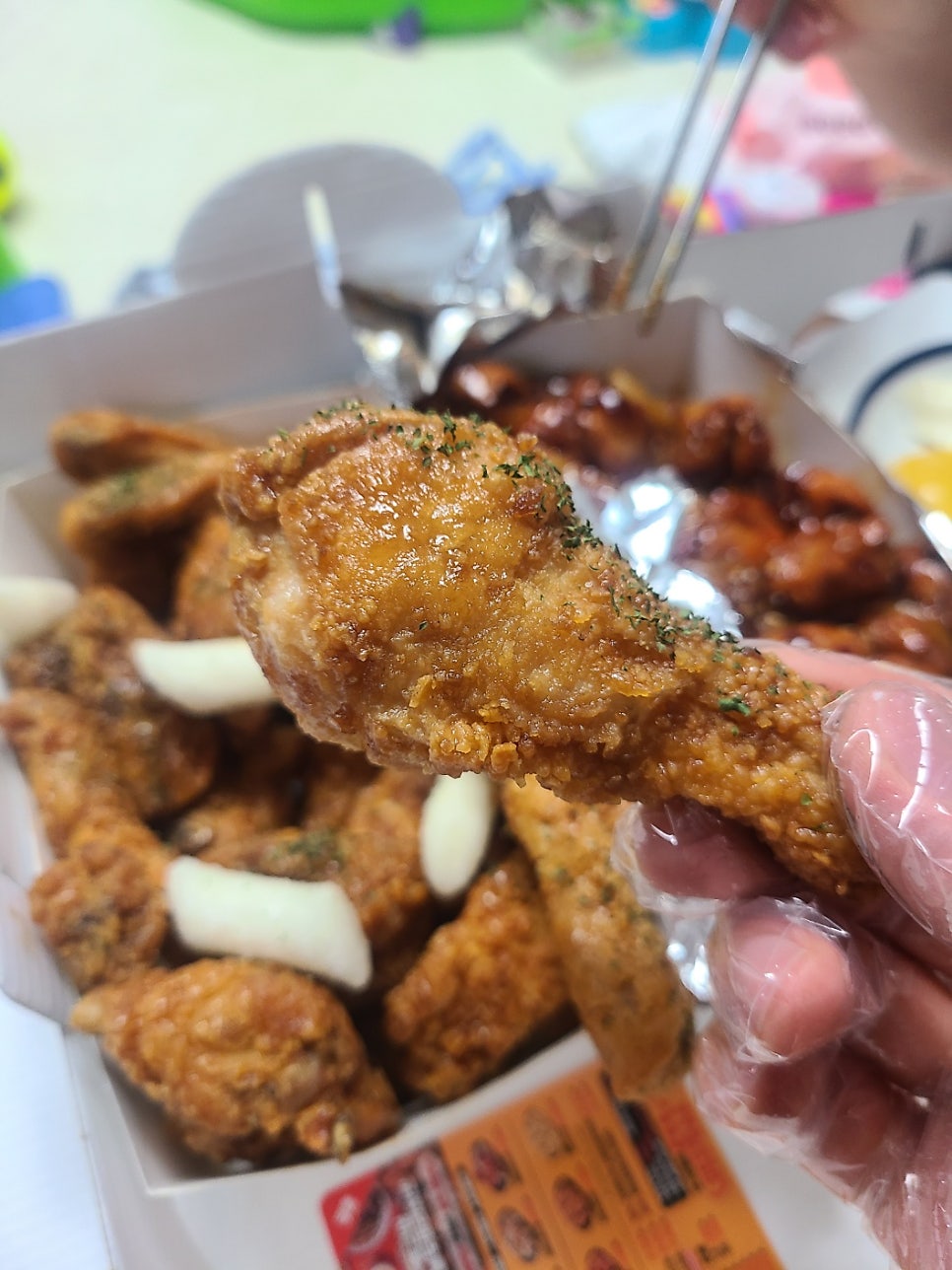 동근이숯불두마리치킨 대구현풍점 사진 4
