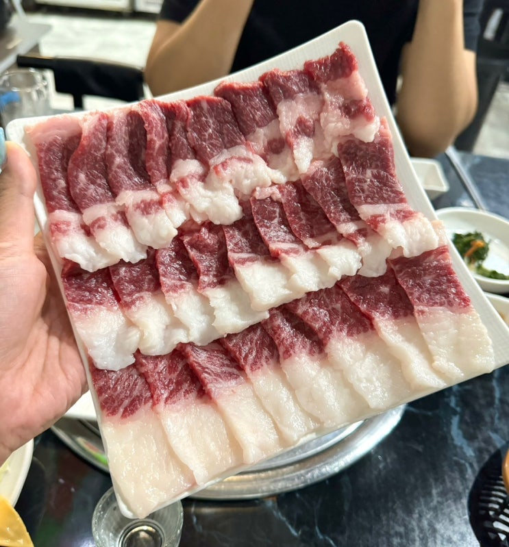  양산 물금 맛집 생차돌육사시미가 있는 권정오식육식당 내돈내산