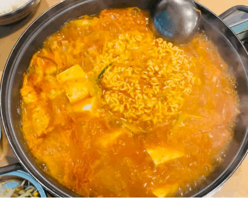  수유역맛집 고기반햄반김치찌개 깊고 진한 해썹인증 김치