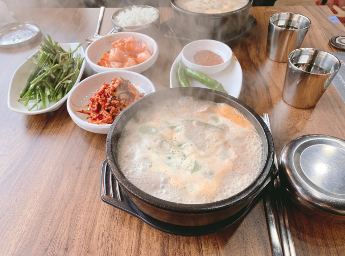  춘천 애막골 79네수육국밥&철판(순대국밥,수육국밥,도가니탕,곱창전골,맛집)