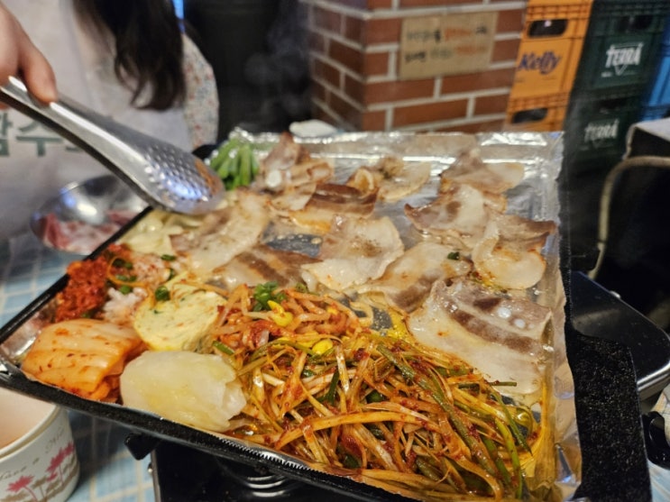  냉삼계의 유명인사 잠수교집 성수점 후기(급랭삼겹살, 얼큰비지 짜글이)
