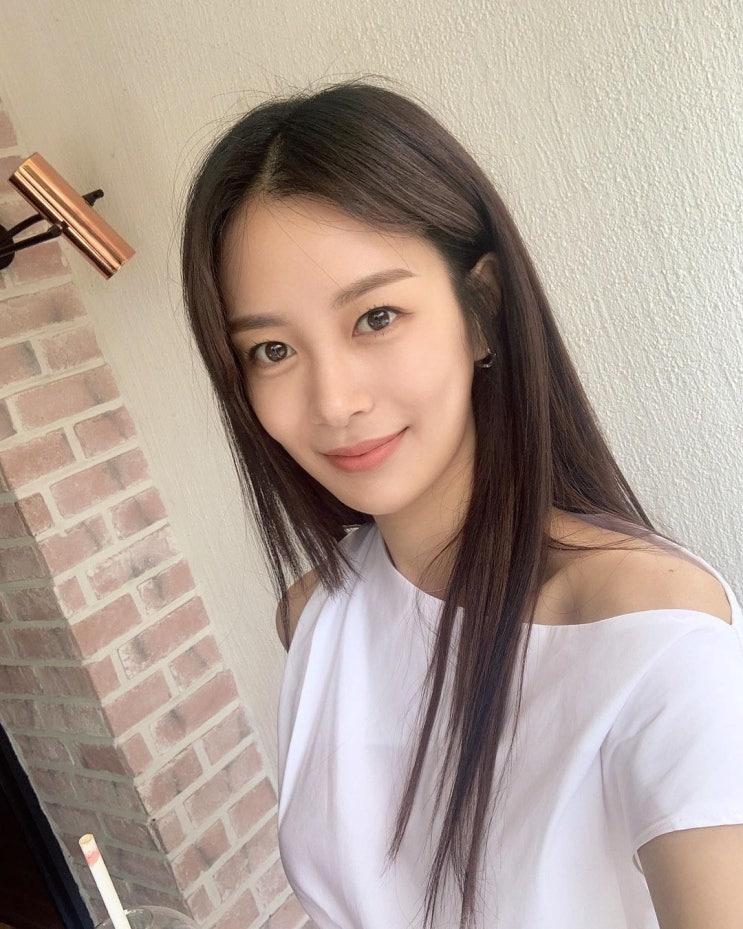  송다은, 6년간 '버닝썬 여배우' 꼬리표...루머 사실 아냐 "한 달 일하고 관뒀다"