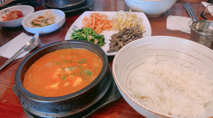  서울 중랑구 봉화산역 콩두(청국장비빔밥)