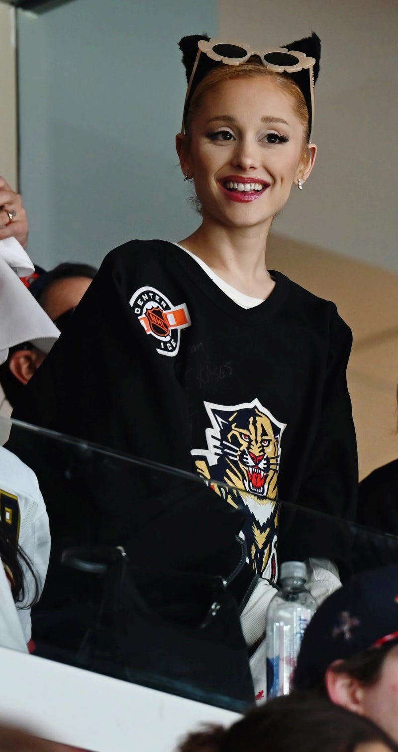 빌보드차트분석 24년6월15일::채플 론(Chappell Roan)\u003d벌써?, 테일러 스위프트+조 알윈, 메간 트레이너\u003d'아메리칸  아이돌'??? : 네이버 블로그, image size:800x1511