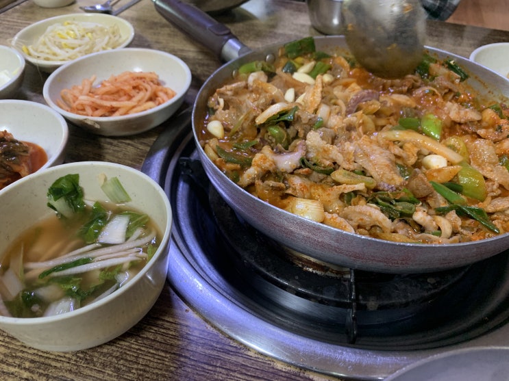  경북 경주의 현지인 추천 신기한 메뉴 <남정부일기사식당>