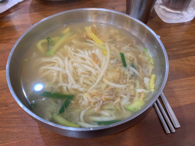  중랑구 망우동 동네 맛집 향토칼국수앤보리밥을...(칼국수)