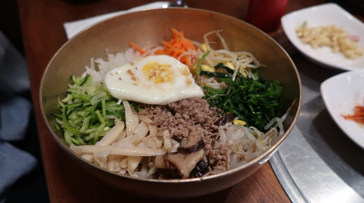  뉴욕 맨해튼 맛이 보장된 맛집 한인타운 더큰집