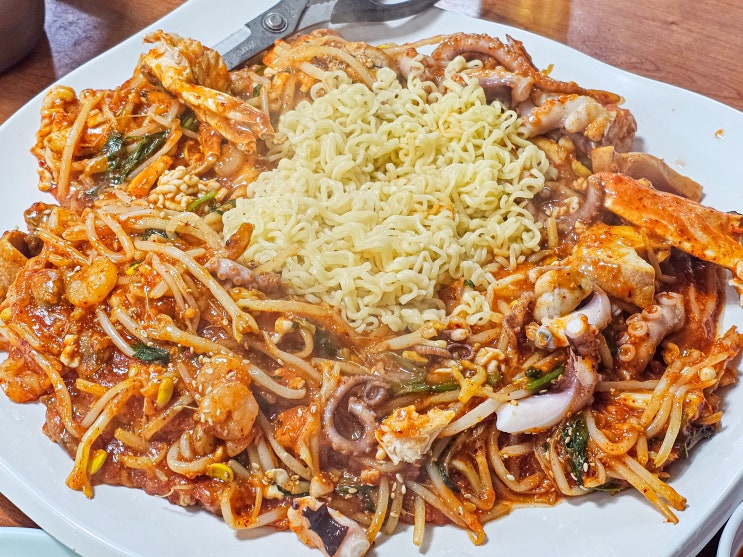  종로3가역 맛집 내돈내산 마산해물아구찜 본관1호점 해물찜