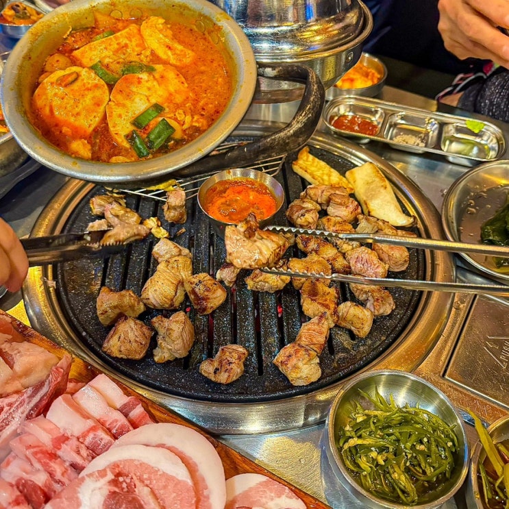  [경기-부천](내돈내산) 부천 스타필드 웨이팅 가치가 있는 돼지고기 최고 맛집, 옥길동 데이트, 가족모임 저녁메뉴로 강추하는 돼지고기 특수부위&두툼 목살 찐맛집 -돼지공방