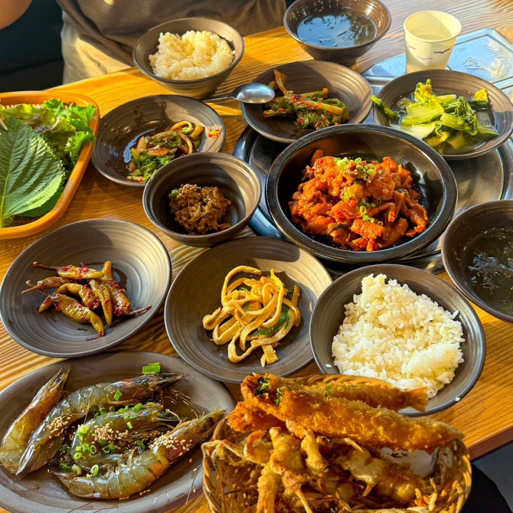  [경기-안산](내돈내산) 엄마랑 대부도 드라이브 갔다가 구봉도 카페거리 가기 전, 바지락 제육 쌈밥 한상 먹은 구봉도 맛집 - 대부객주