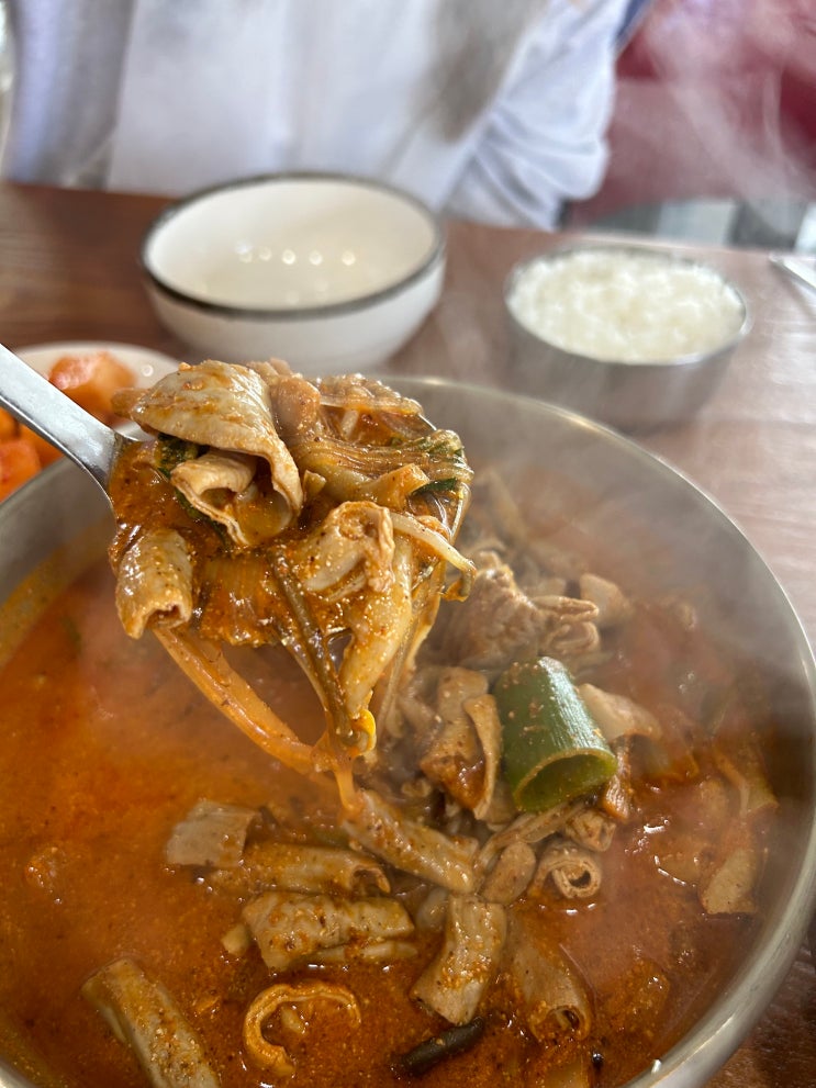  곱창전골과 육개장의 중간 흔하지 않은 곱창육개장맛집 신창동 최주원육개장
