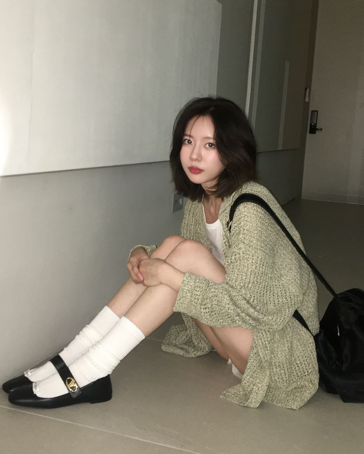  명품 브랜드 여자 구두에서 여름에 신기 좋은 편한 발렌티노 신상 메리제인 여성 슈즈 w. 고민영