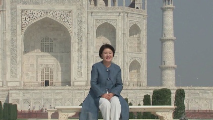 인도 순방 기내식 논란, <b>김정숙</b> 여사 명예훼손 고소에 배현진... 