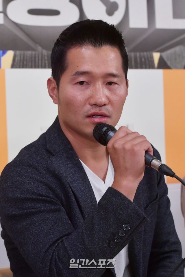 [왓IS] <b>강형욱</b> 논란 탓 멈춘 ‘개훌륭’, 오늘(17일) <b>5주</b> 만... 