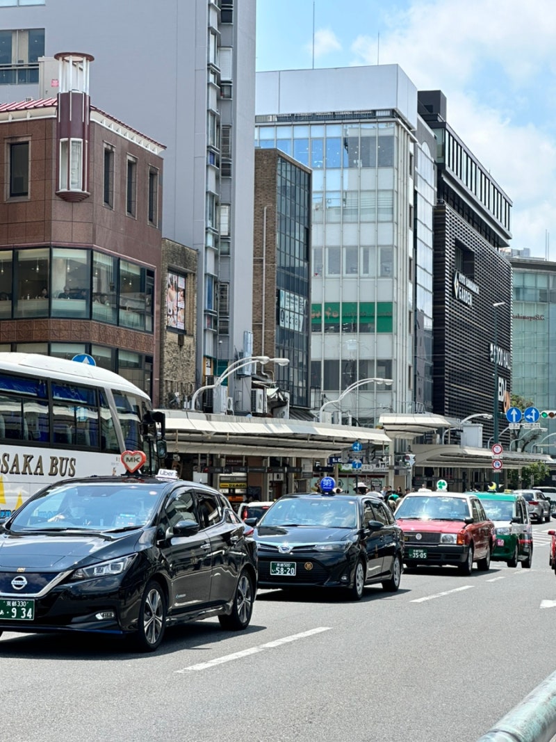 🇯🇵 Japan #2_ 오사카성 셔틀버스 / 오사카에서 교토 이동 / 교토 당일치기 코스 & 맛집 / 오멘 / 교토 편집샵 /  폰토초 & 니시키 시장 / 청수사 / 우시미츠 : 네이버 블로그