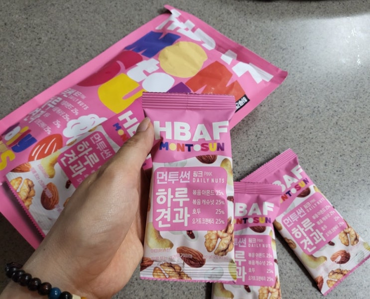  건강을 위한 간식 1일 1봉 바프 먼투썬 하루견과 핑크
