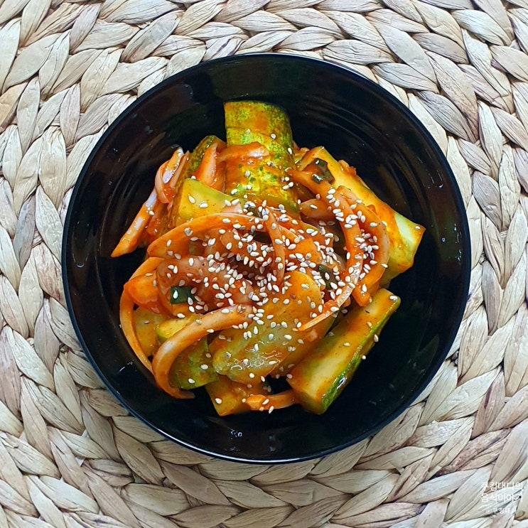  류수영 오이무침 레시피 어남선생 새콤달콤 오이 요리 밥도둑 만들기 편스토랑 방송분