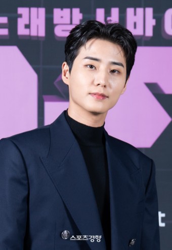 영케이, '<b>키스 더 라디오</b> '하차...후임 <b>DJ</b> 누구? 프로필 소속... 