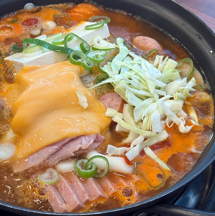  가산 점심 맘찌개 부대찌개 제육 숨은 가디 맛집