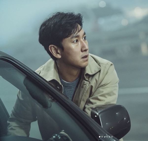 영화 탈출: 프로젝트 사일런스 이선균 유작 정보 영화 탈출: 프로젝트 사일런스 이선균 유작 정보