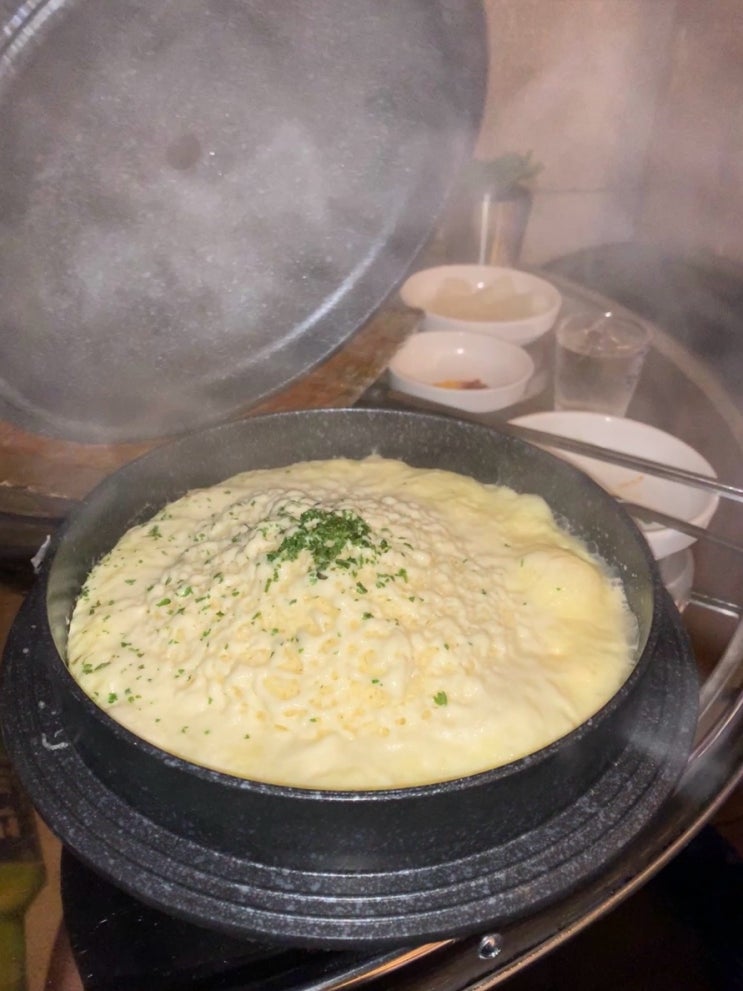  [서면 하단끝집] 가마솥눈꽃치즈계란찜 숯불향 진하게 베인 숯불닭구이 맛집 하단끝집 서면 신상 술집 추천 BUSAN GRILLED CHICKEN