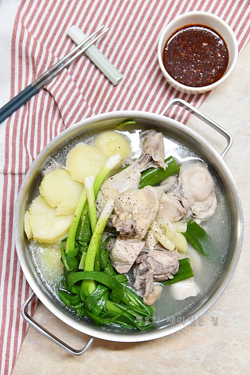 <b>편스토랑 이정현</b> 닭한마리 레시피 매운겨자소스 죽으로 마무리