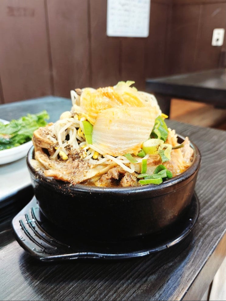  인천 석남동 강남식당 : 뼈해장국 산처럼 쌓아주는 숨겨진 가성비 맛집