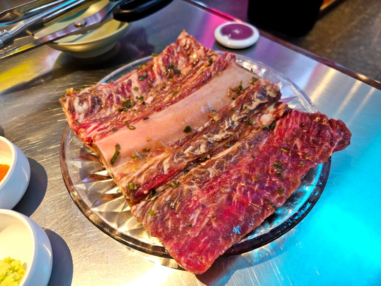  부산 서면 소고기 맛집-수원왕갈비 소갈비가 맛있는 구워주는 고기집 [청기와타운 서면점] 주차정보 콜키지프리 점심특선
