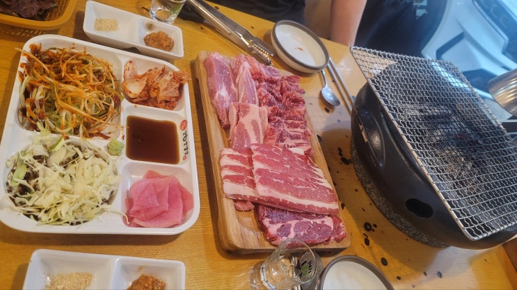  [관평동 무한리필 고기집] "갈b 삼겹살" 숯불화로구이 소고기 삼겹살 무한리필 추천해요