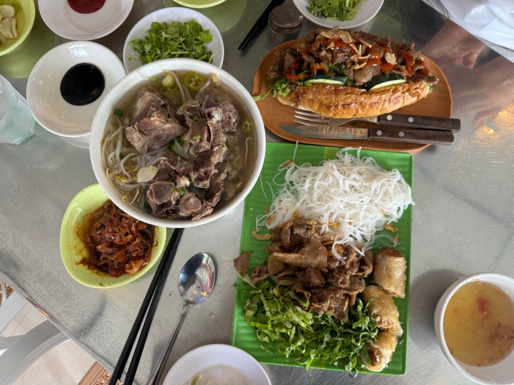  논현역 쌀국수 _ 분위기부터 맛까지 베트남 현지 느낌나는 하이콴