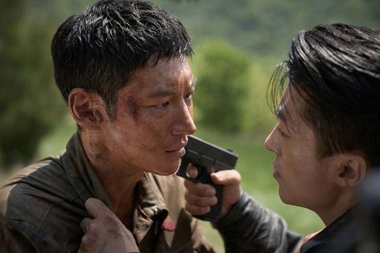 영화 탈주 후기 * <b>이제훈</b> 구교환 엇갈리는 질주. 선택이 있는... 