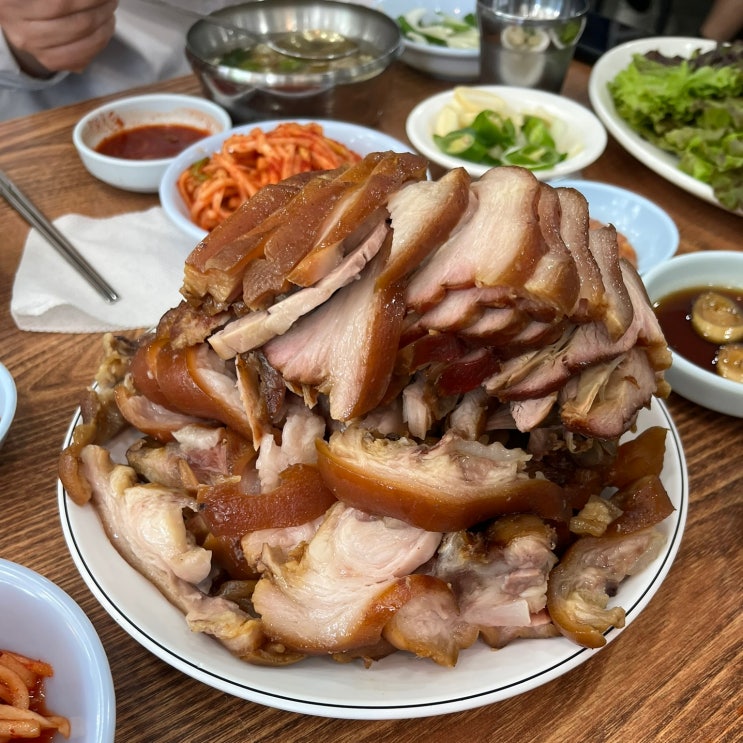  동대입구역 평남할머니집 장충동 족발골목 맛집