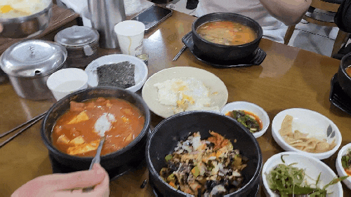  여수 맛집 '유정해장국' 뼈해장국, 김치찌개, 콩나물국밥 국물이 굿