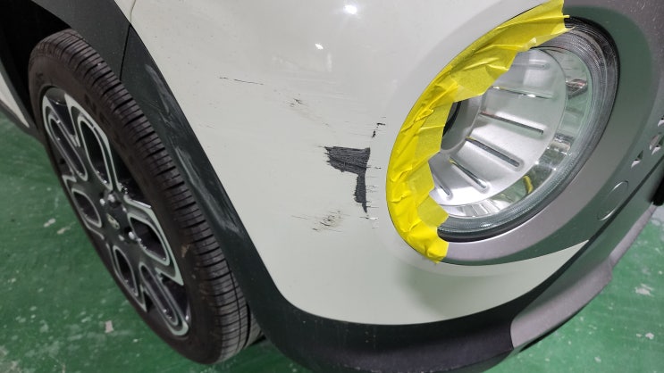 캐스퍼 앞 범퍼 부분 도색: 보험 처리 없이 저렴하게 복원하기