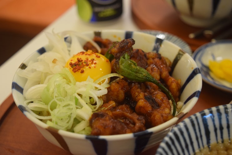  덮밥 정식의 정석 깔끔하고 넓은 부천역 맛집 [핵밥 부천역점]