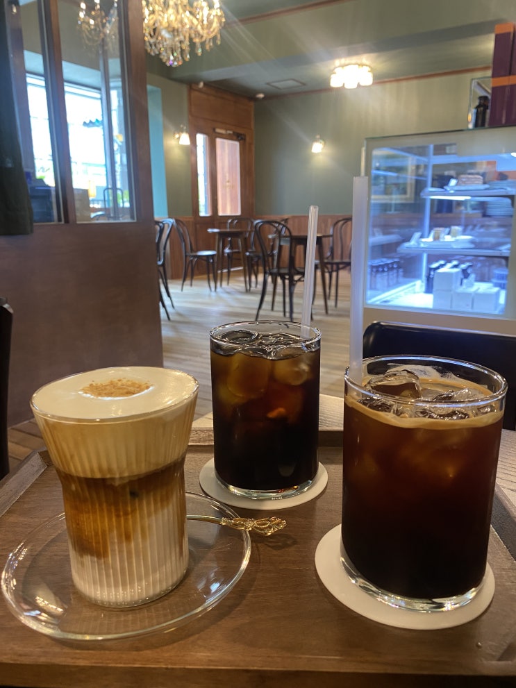  성수 신산커피하우스 성수동2가카페 스카치캔디 크림라떼 데일리커피 프리미엄원두 저렴한가격