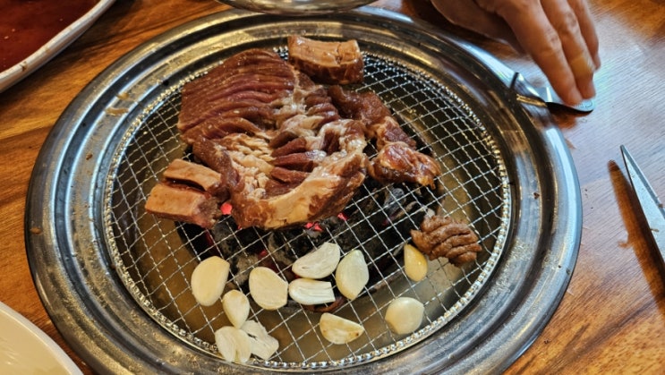  수원원천동고기집추천 가족모임 회식장소 갈비명인