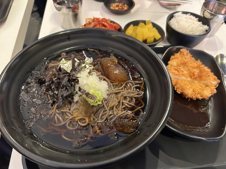  서울 안암동 고려대학교 공대생들의 점심 메뉴 <오바케돈부리> (치킨카츠&냉모밀)