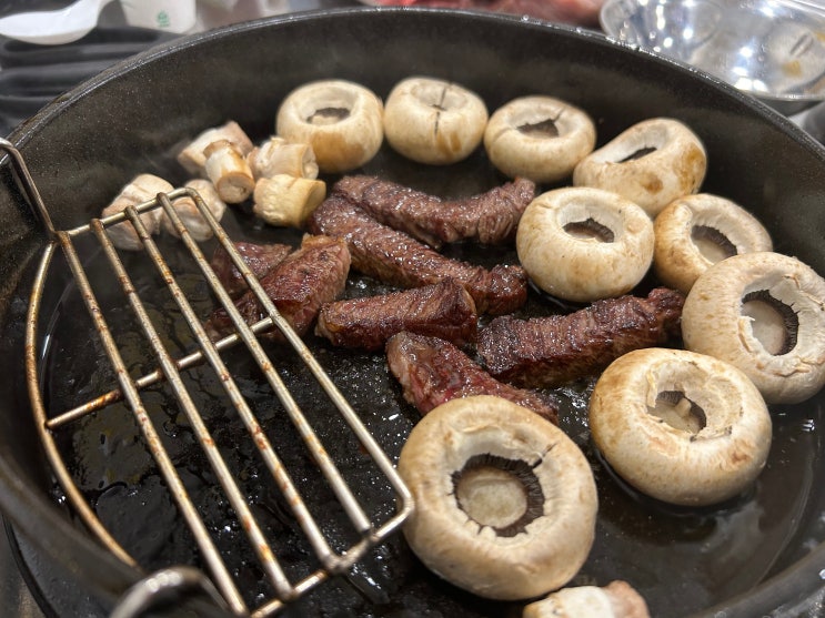  서울 제기동역 가성비 넘치는 셀프형 정육식당 <한우정육소 용두동직영점>