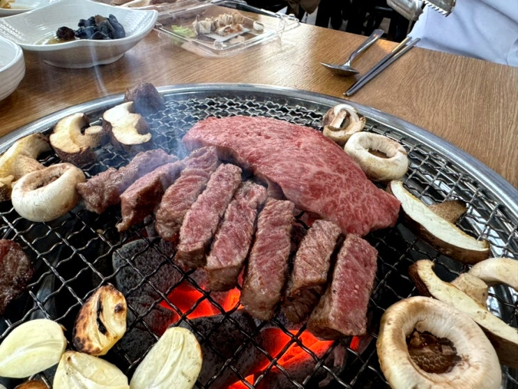  강원도 홍천 한우정육식당 [홍천사랑말식당] 소고기 맛집 내돈내산 후기