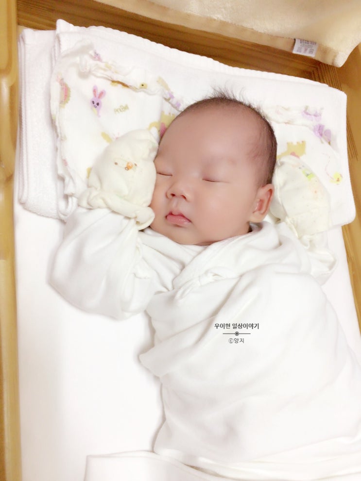  오늘의 성장 기록 우이현 세상에 나오다 엄마 아빠와 만남