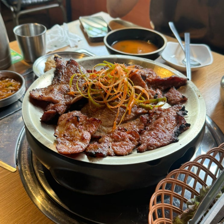  고기리 석쇠불고기 맛집 돈지돈지