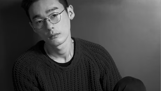  허지웅 에세이 살고 싶다는 농담 리뷰