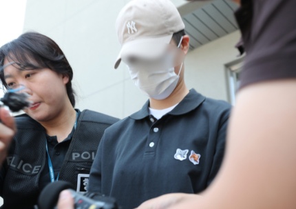 '<b>얼차려 훈련병</b> 사망' <b>중대장</b>·부<b>중대장</b> 법정 구속…"증거인멸... 