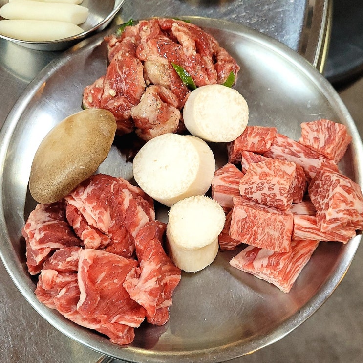  아산 모종동 소고기 맛집 깍뚝연탄구이 숯불고기 블랙앵거스 갈비