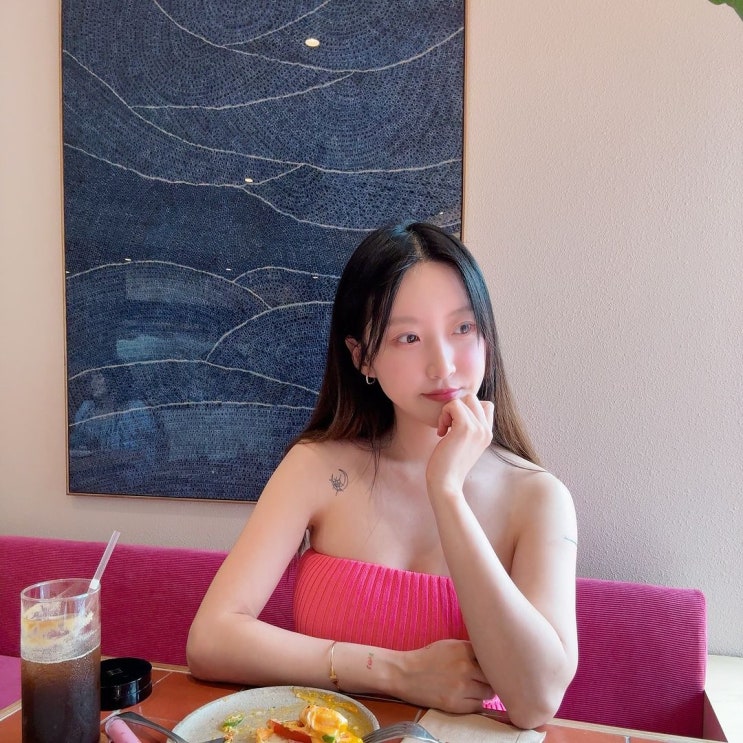 '나는 솔로' 20기 정숙, 영호가 뽀뽀 안 해줘서 삐져...애교 여전하네 '나는 솔로' 20기 정숙, 영호가 뽀뽀 안 해줘서 삐져...애교 여전하네