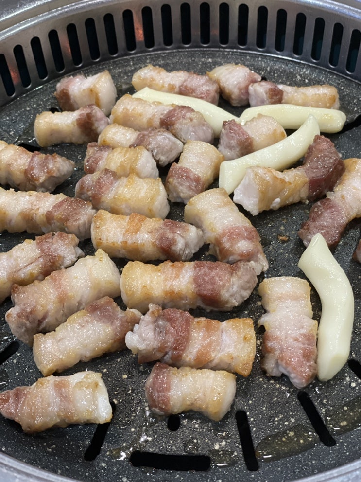  분당 정자역 돼지고기 맛집 맛찬들왕소금구이 분당정자점 내돈내산