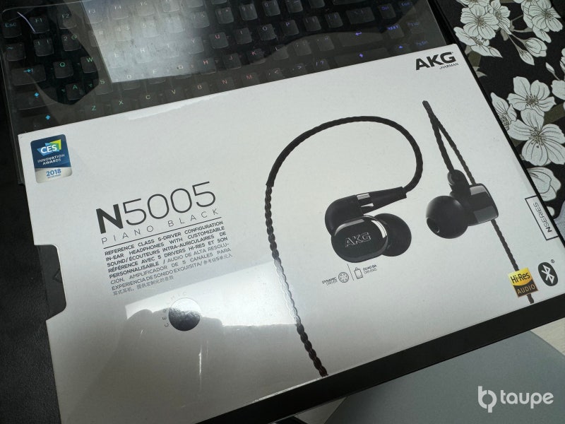 AKG N5005 이어폰 개봉기 & 리뷰 (a.k.a 오공이)
