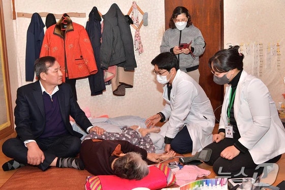 긴병에 효자 없다?…자식보다 든든한 지자체가 나섰다 긴병에 효자 없다?…자식보다 든든한 지자체가 나섰다