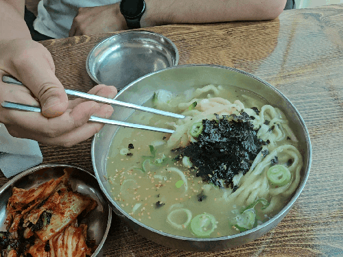  광명홍두깨칼국수 오색시장, 잔치국수가 3천원? 내돈내산 가성비맛집